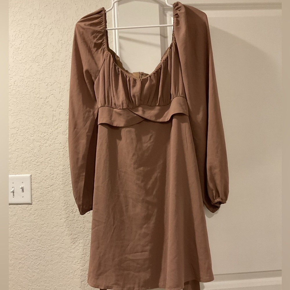 Light brown dress size medium